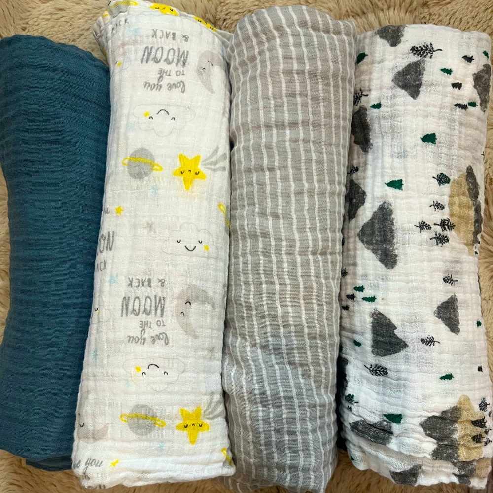 4 baby swaddles